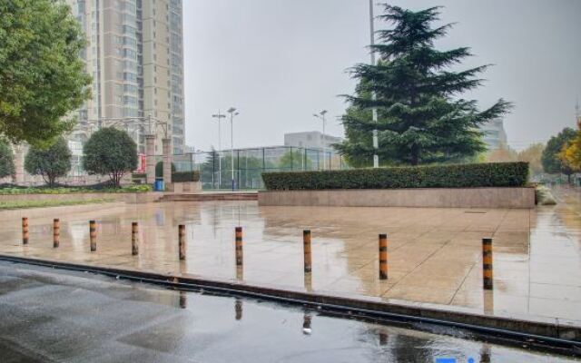 Starway Hotel Zhengzhou Xingyang New Area