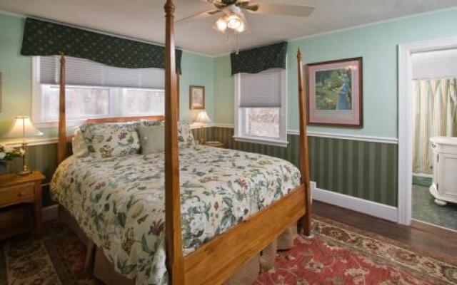 A B&B At Llewellyn Lodge