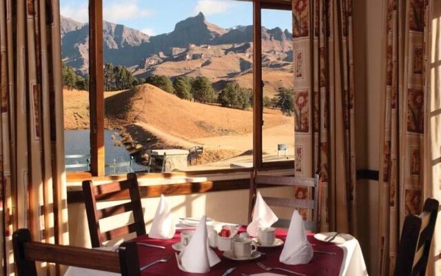 Gooderson Drakensberg Gardens Golf & Spa Resort