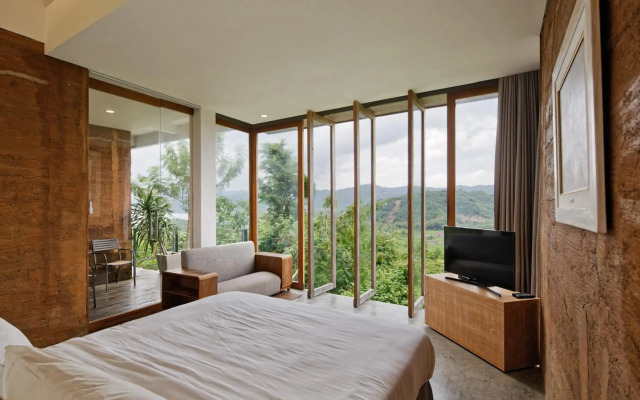 Seven Havens Residence