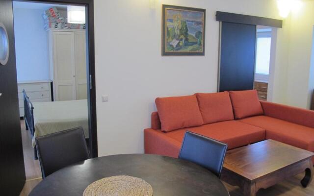 Nida Purvynės 51 apartamentai