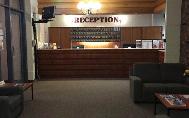 Opal Inn Hotel Motel