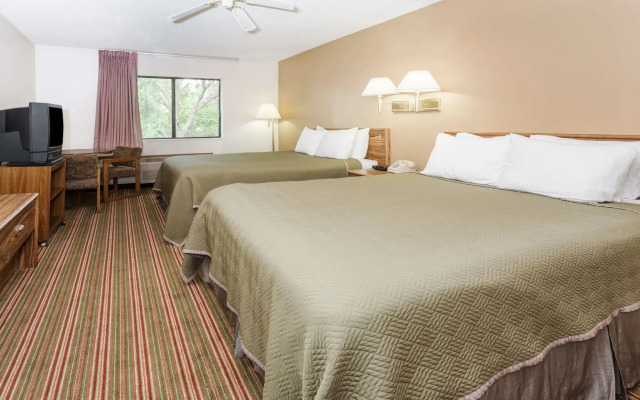 Travelodge By Wyndham Longmont