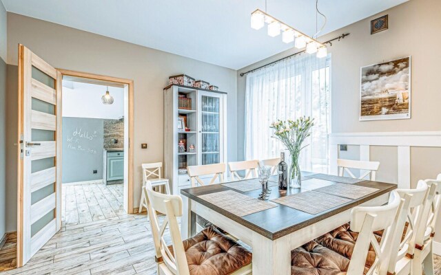 Awesome Home in Grzybowo With 5 Bedrooms and Wifi