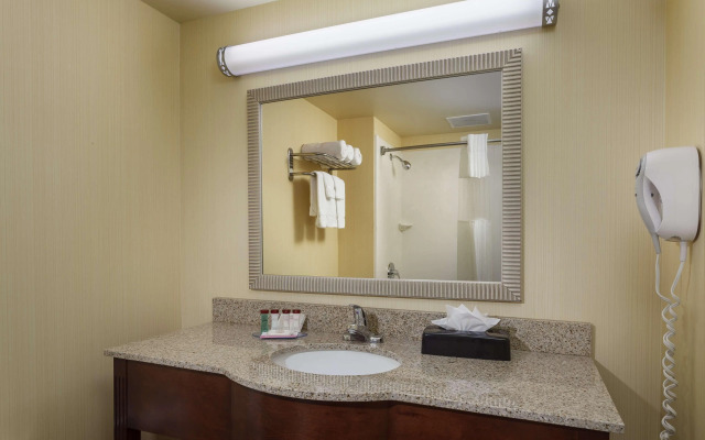 Roosevelt Grand Dakota, SureStay Collection by Best Western
