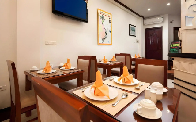 Khách Sạn Queen Of Heart