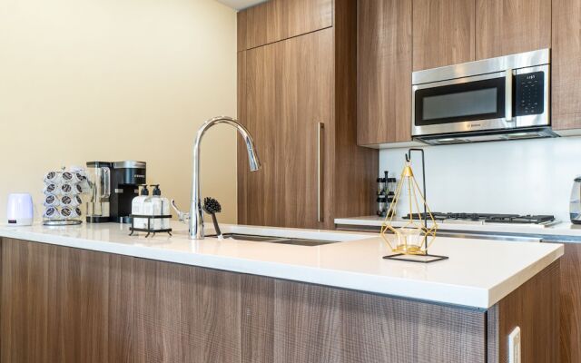 Lovely Oasis near Waterfront & Downtown