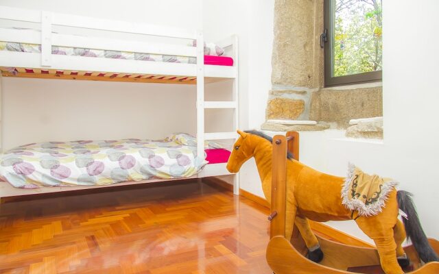 Liiiving in Caminha - Oak Tree Chill