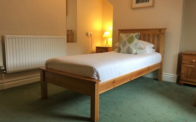 Ivydene Hotel