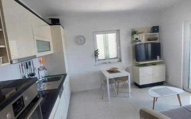 Manilo's Apartments