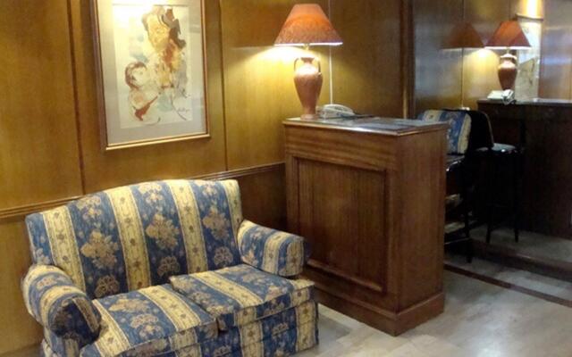 Home Suites Apart Hotel Medoza