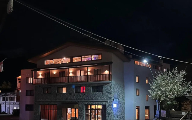 Hotel Mestia