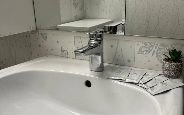 Home Hotel (Хоум Отель) на Шахтеров 23