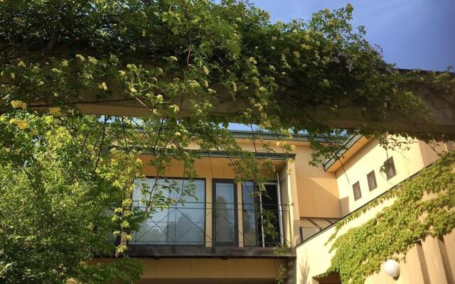 Cafe Restaurant B&B Burari