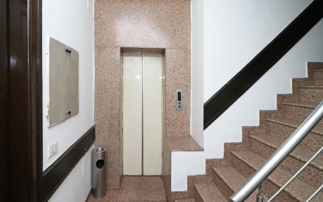 OYO 12789 Hotel Aaron Castle