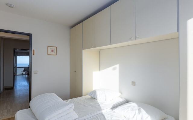 Bright Apartment on the 7th Floor