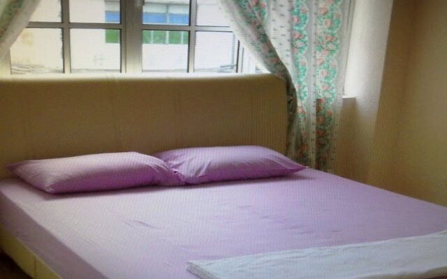 crystal guesthouse