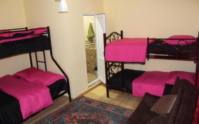 V&M Kazbegi Guesthouse