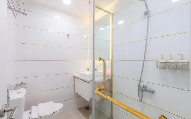 Ben Thanh Tower - Luminous Apartments D1