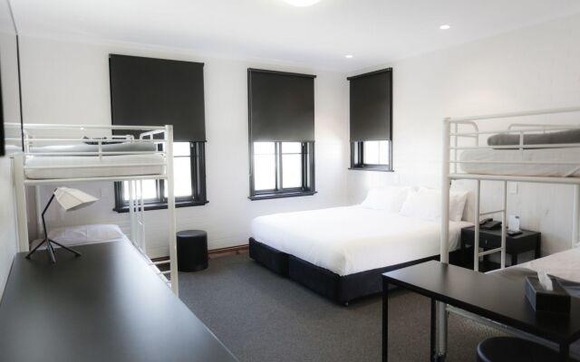 Sovereign Hill Hotel