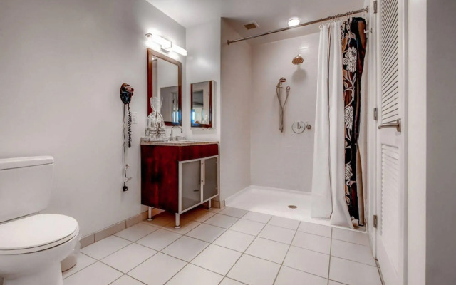 Global Luxury Suites at Kenmore Square