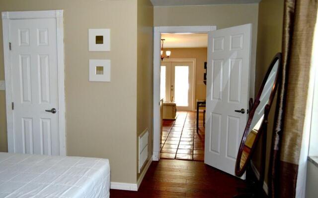 Sta 'n Pla Motel