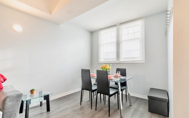 Bright and Modern 2BR Apartment With Netflix