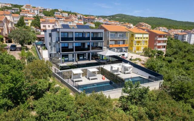 Villa Twins