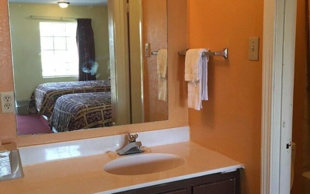 Regency Inn & Suites