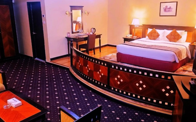 Отель Rolla Suites