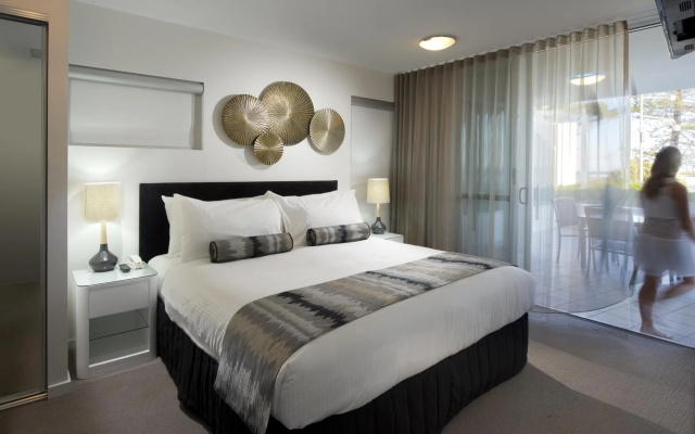 Rumba Beach Resort – Guest Rooms – Caloundra