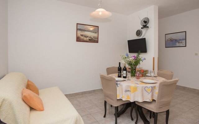Apartments Mirjana