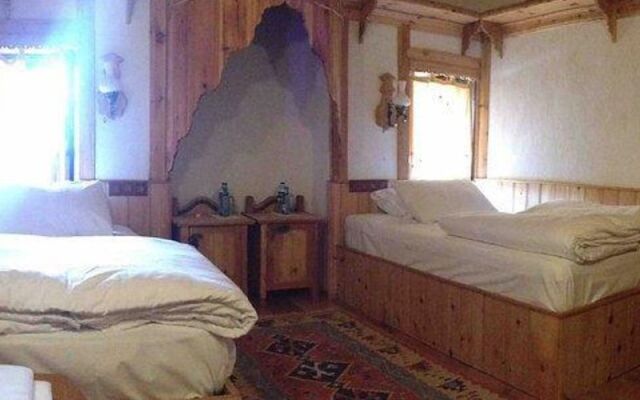 Ayşe Naz Hanım Konağı