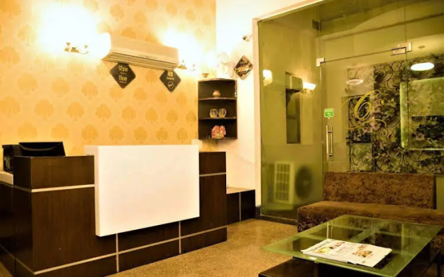 Cozy Inn by FabHotels