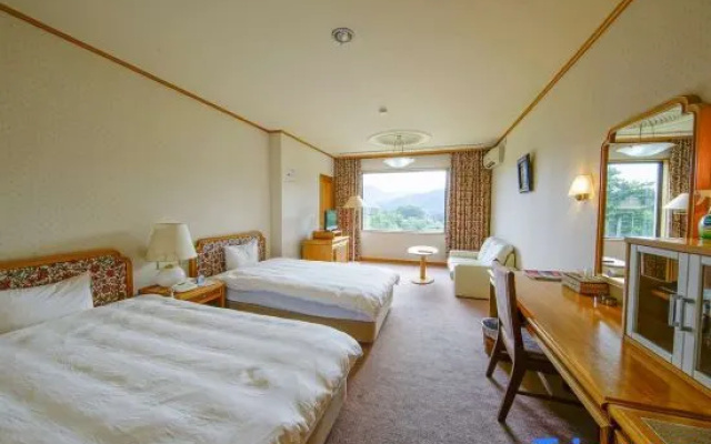 Toyotako Hotel and Golf Club