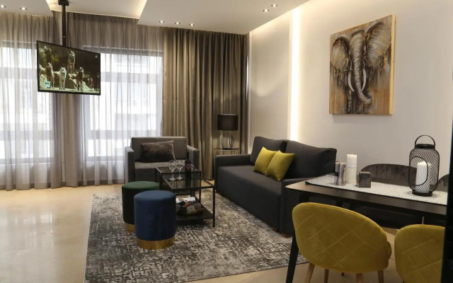 ZH Luxury Suites