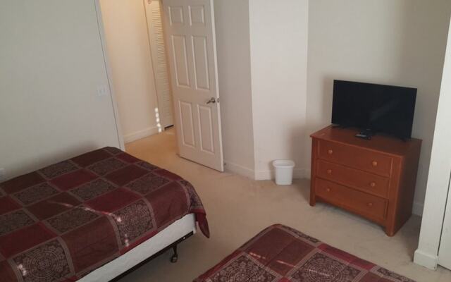 Lucaya Village 3 Bedroom