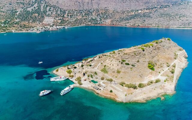 Royal Marmin Bay Boutique & Art Hotel - Adults Only