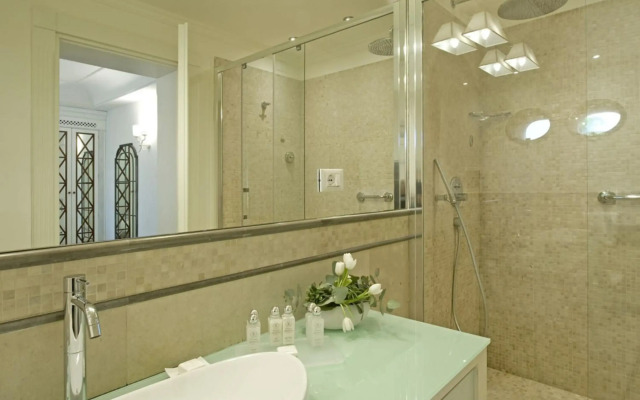 Villa Athena Resort