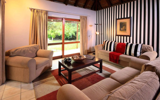 Thatchwood Country Lodge