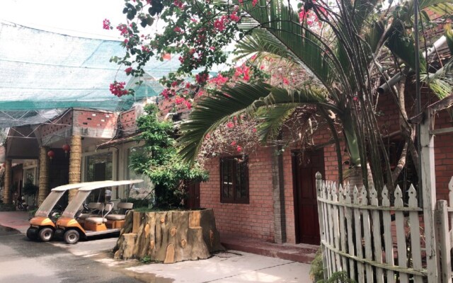 Van Huong Mai Bungalow