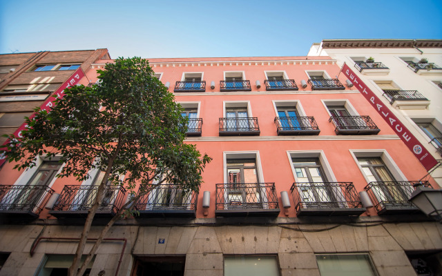 Petit Palace Tres Cruces