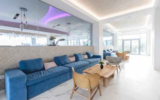 Mirage Beach Spa Hotel