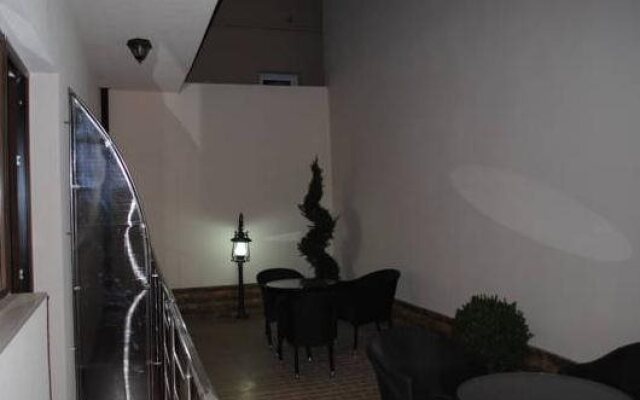 Hotel Ana