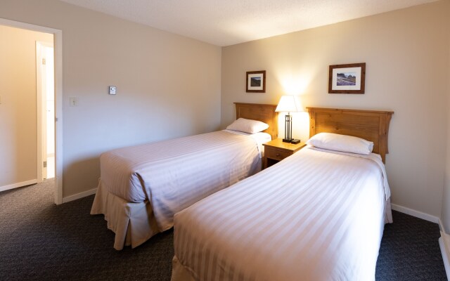 Tantalus Resort Lodge