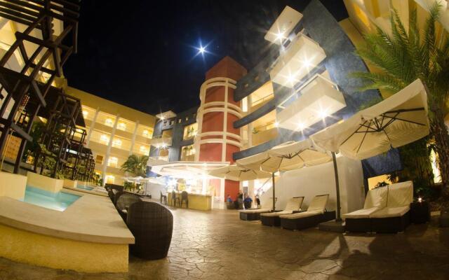 Hesperia Edén Club - Adults Only