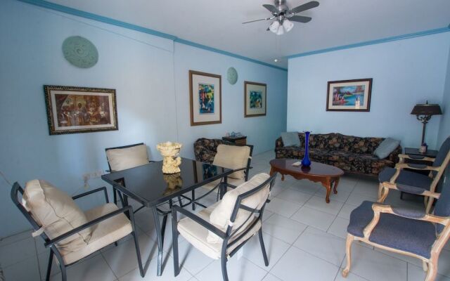 ClarenceVille Villa Apartments