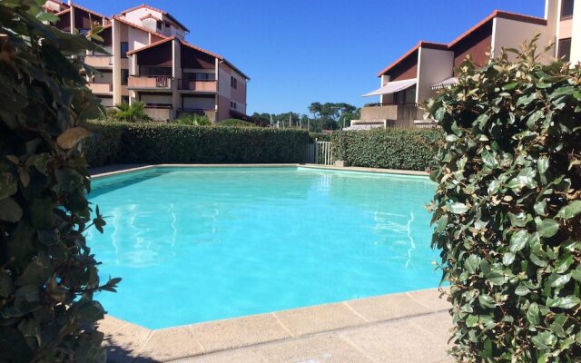 Studio in Capbreton, With Wonderful sea View, Pool Access and Terrace