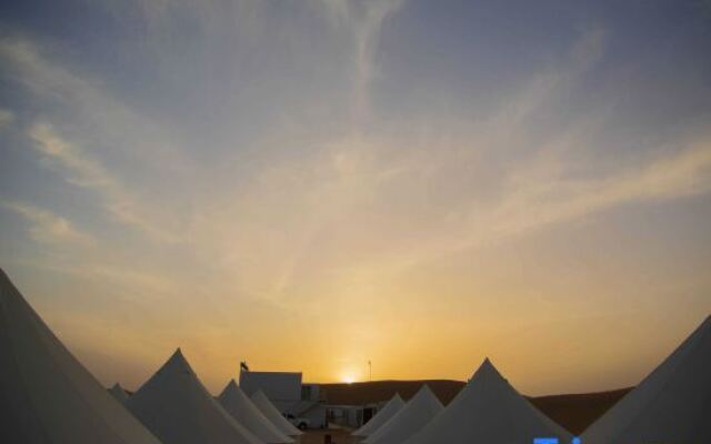 Shapotou No.66 Desert Camping Base