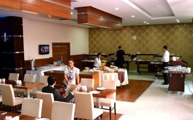 Grand Ser Hotel